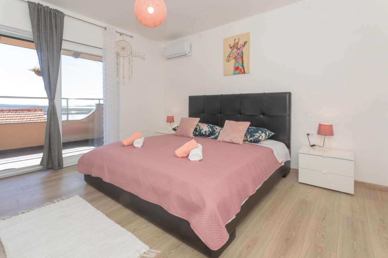 Apartments Franchese Šibenik Екстериор снимка